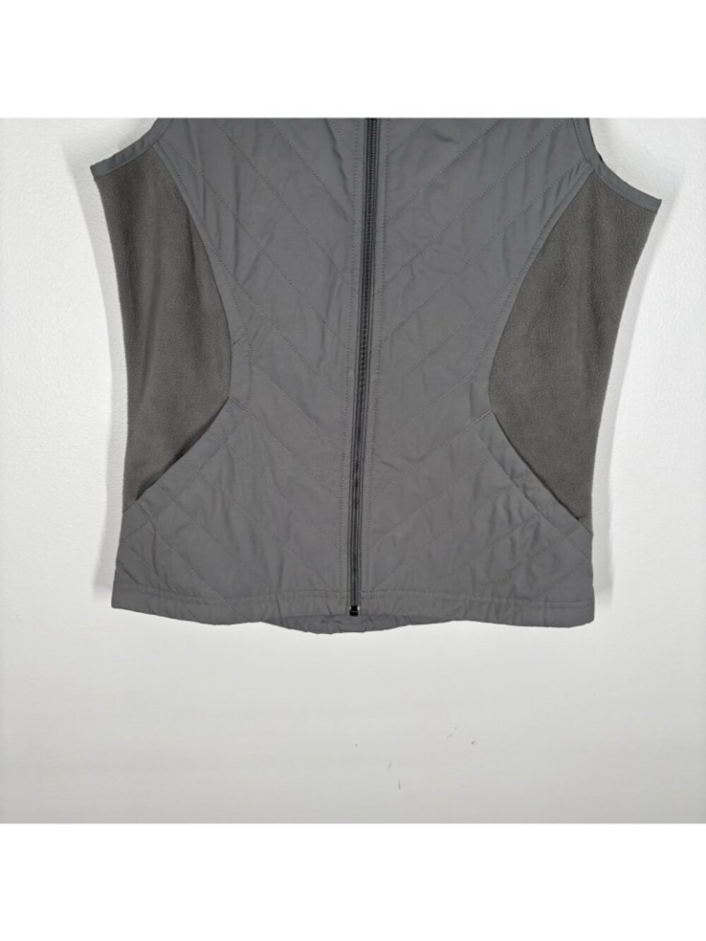 Columbia Women XS Gray Outdoor Pockets Full Zip Perfect Mix Quilted Vest - Picture 2 of 8